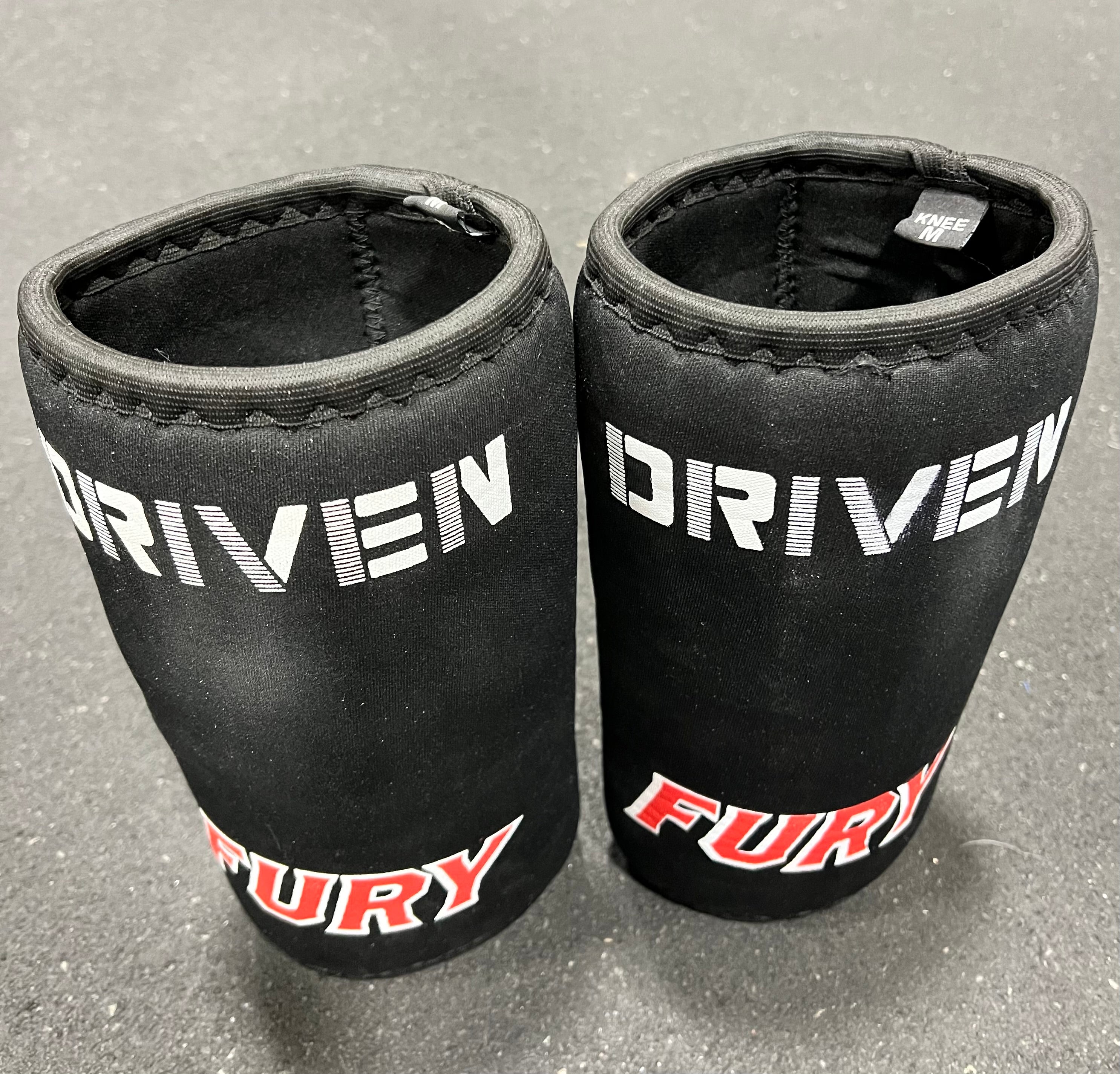 DRIVEN - 7MM Neoprene Knee Sleeves – Drivenstrength